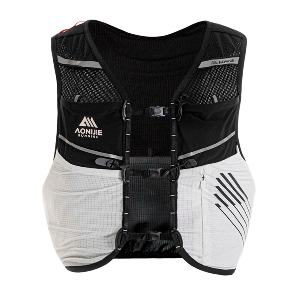 Mochila para trail running Aonijie LEAP Series 5L black ultraliviana con porta bastones y ajuste ergonómico para largas distancias